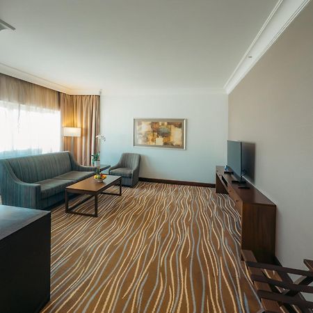 Copthorne Downtown By Millennium Hotell Abu Dhabi Exteriör bild