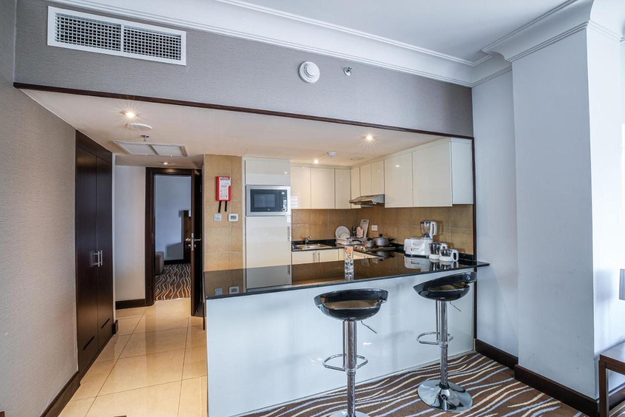 Copthorne Downtown By Millennium Hotell Abu Dhabi Exteriör bild