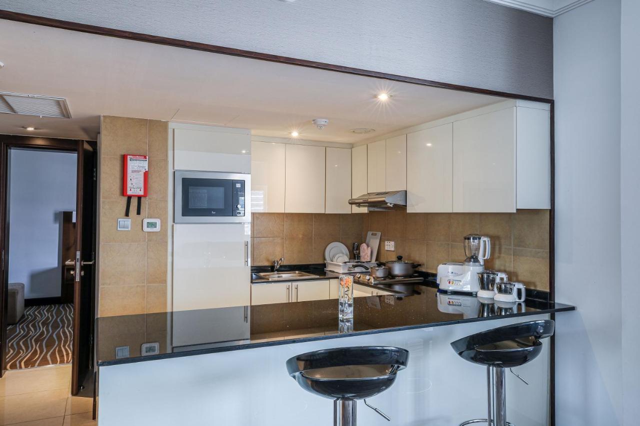 Copthorne Downtown By Millennium Hotell Abu Dhabi Exteriör bild