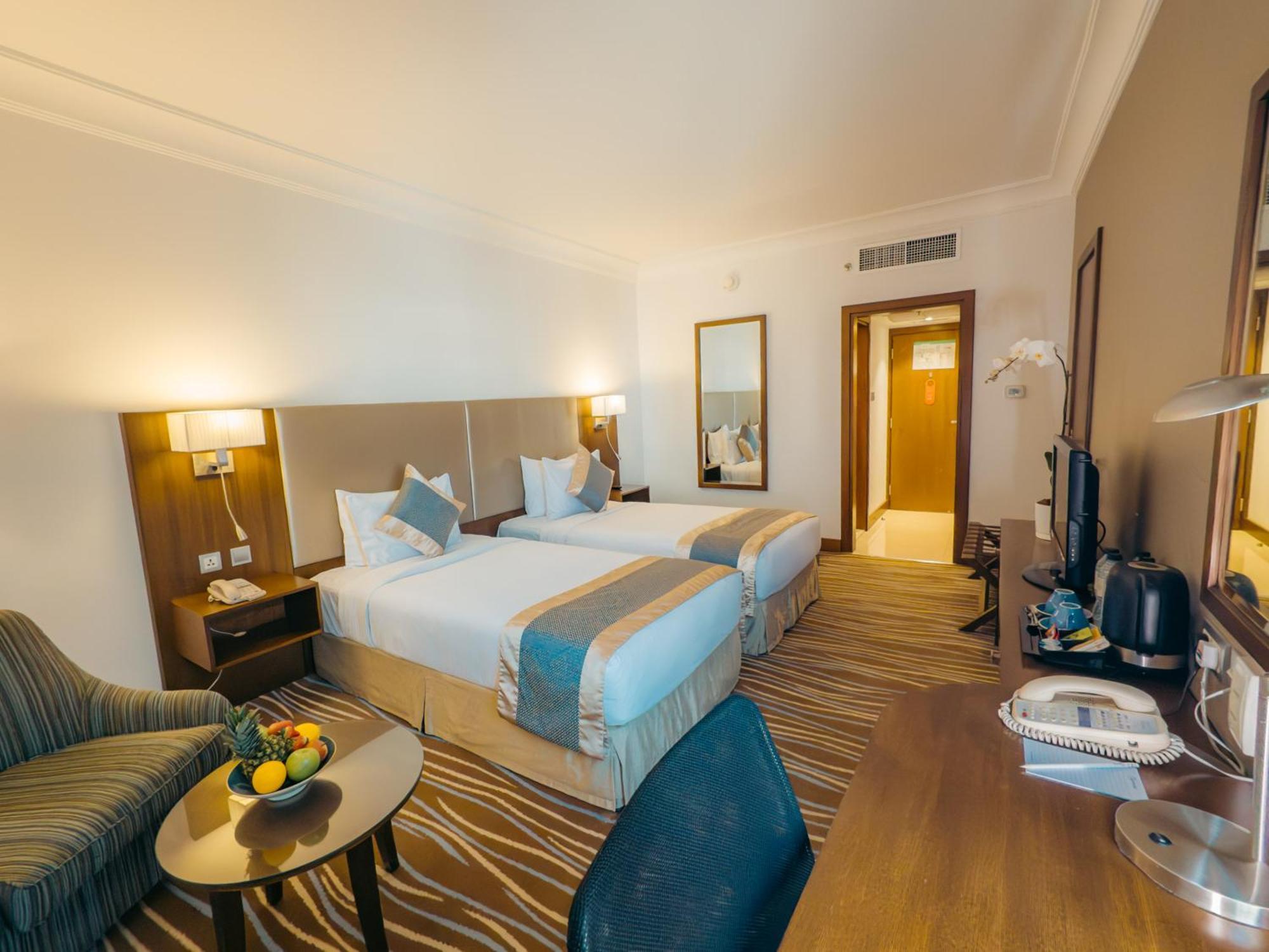 Copthorne Downtown By Millennium Hotell Abu Dhabi Exteriör bild