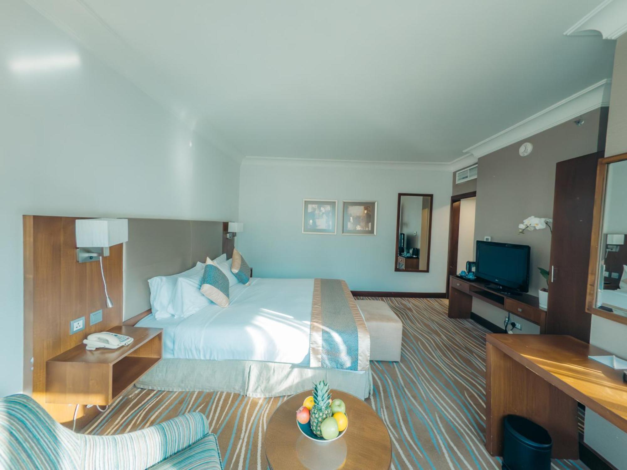 Copthorne Downtown By Millennium Hotell Abu Dhabi Exteriör bild