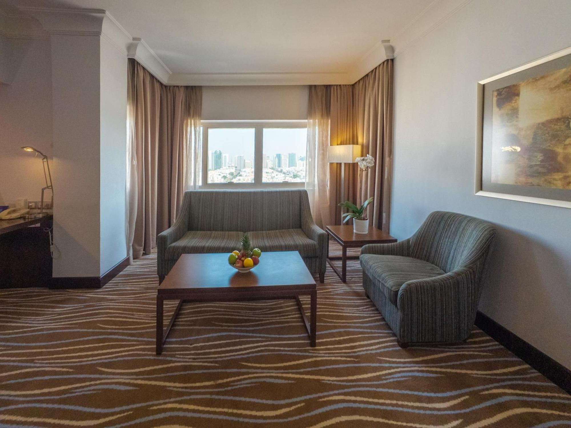 Copthorne Downtown By Millennium Hotell Abu Dhabi Exteriör bild