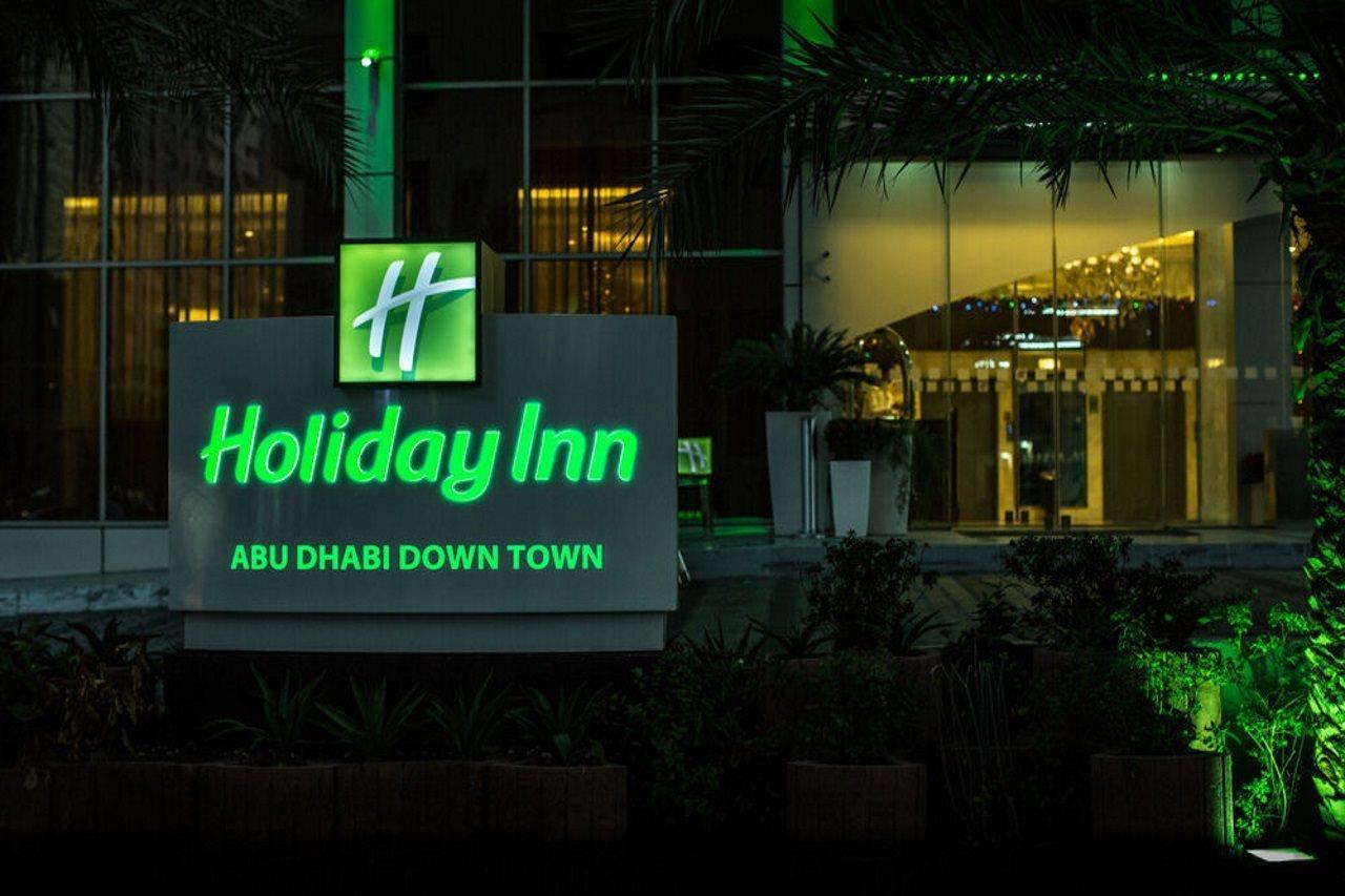 Copthorne Downtown By Millennium Hotell Abu Dhabi Exteriör bild