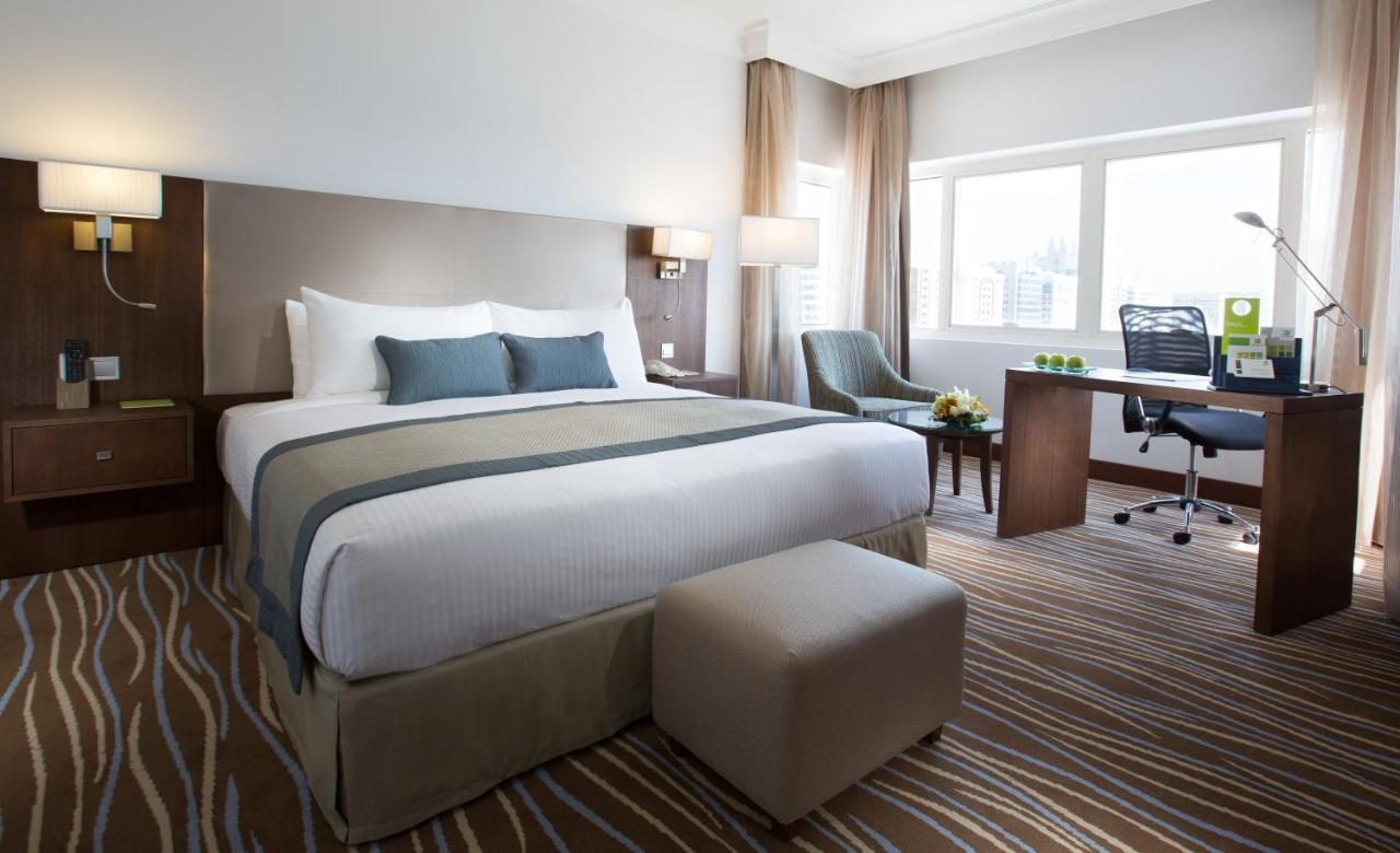 Copthorne Downtown By Millennium Hotell Abu Dhabi Exteriör bild